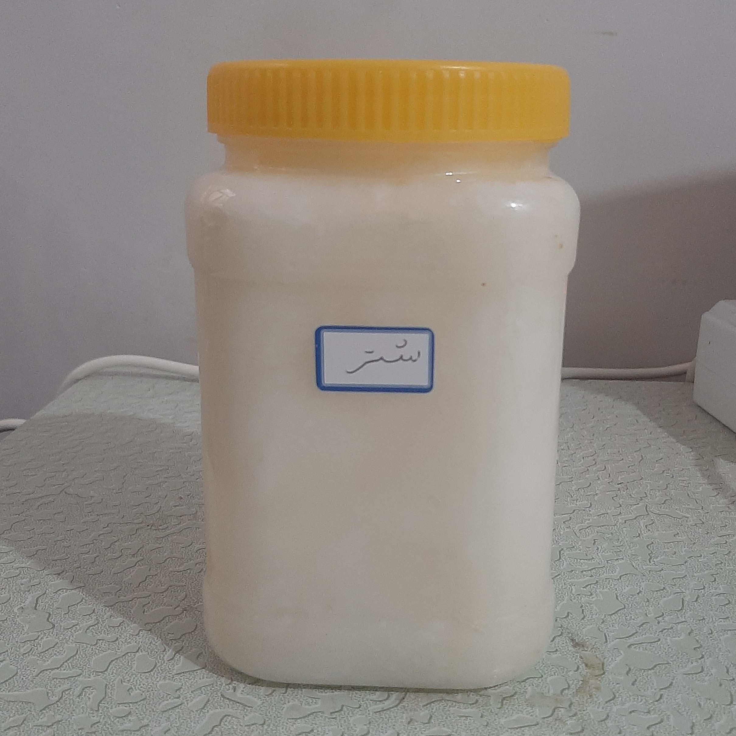روغن کوهان شتر خوراکی یک لیتری اصل و خالص (تسکین دهنده و موثر در گرفتگی عضلات )