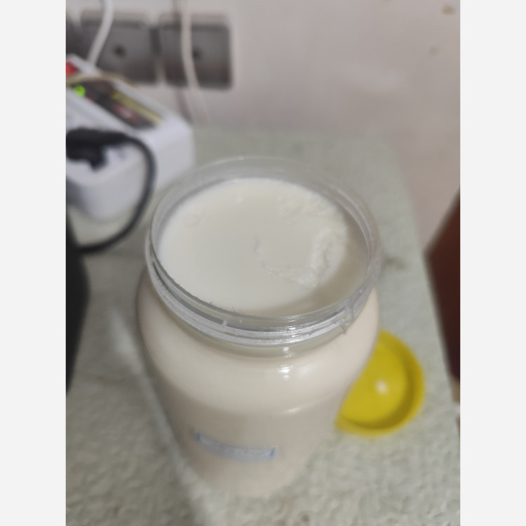 روغن کوهان شتر خوراکی یک لیتری اصل و خالص (تسکین دهنده و موثر در گرفتگی عضلات )