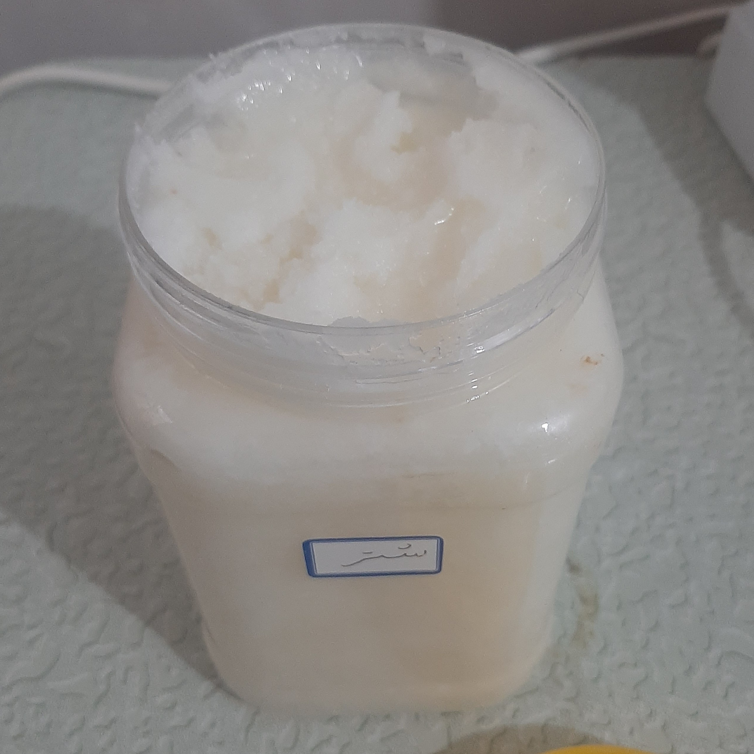 روغن کوهان شتر خوراکی یک لیتری اصل و خالص (تسکین دهنده و موثر در گرفتگی عضلات )