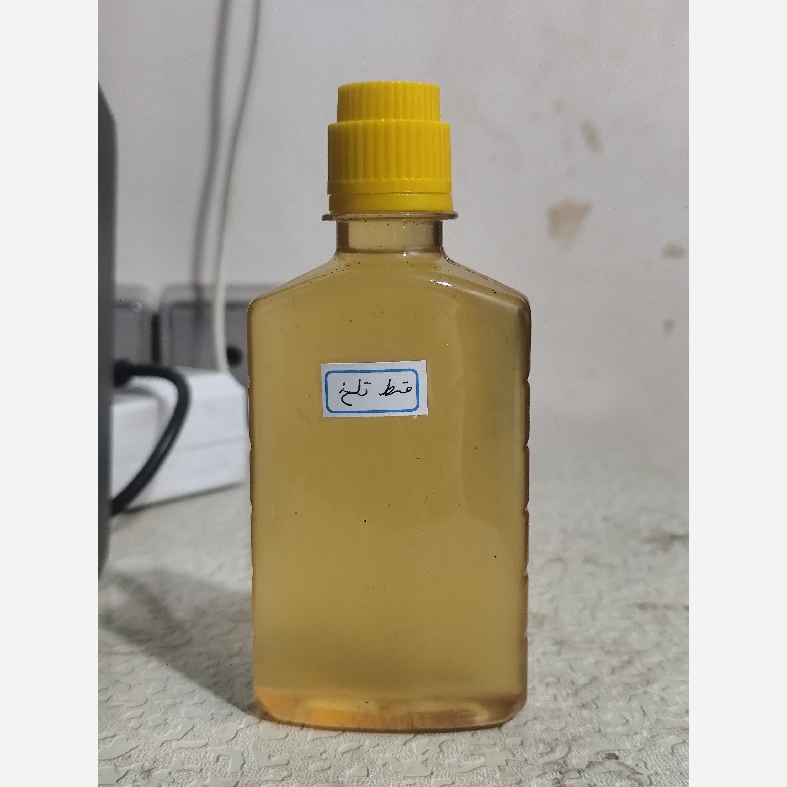 روغن قسط تلخ قسط هندی ربع لیتری اصل و خالص تلخ (موثر در گرفتگی عضلات و تسکین دهنده) روغن کوشنه