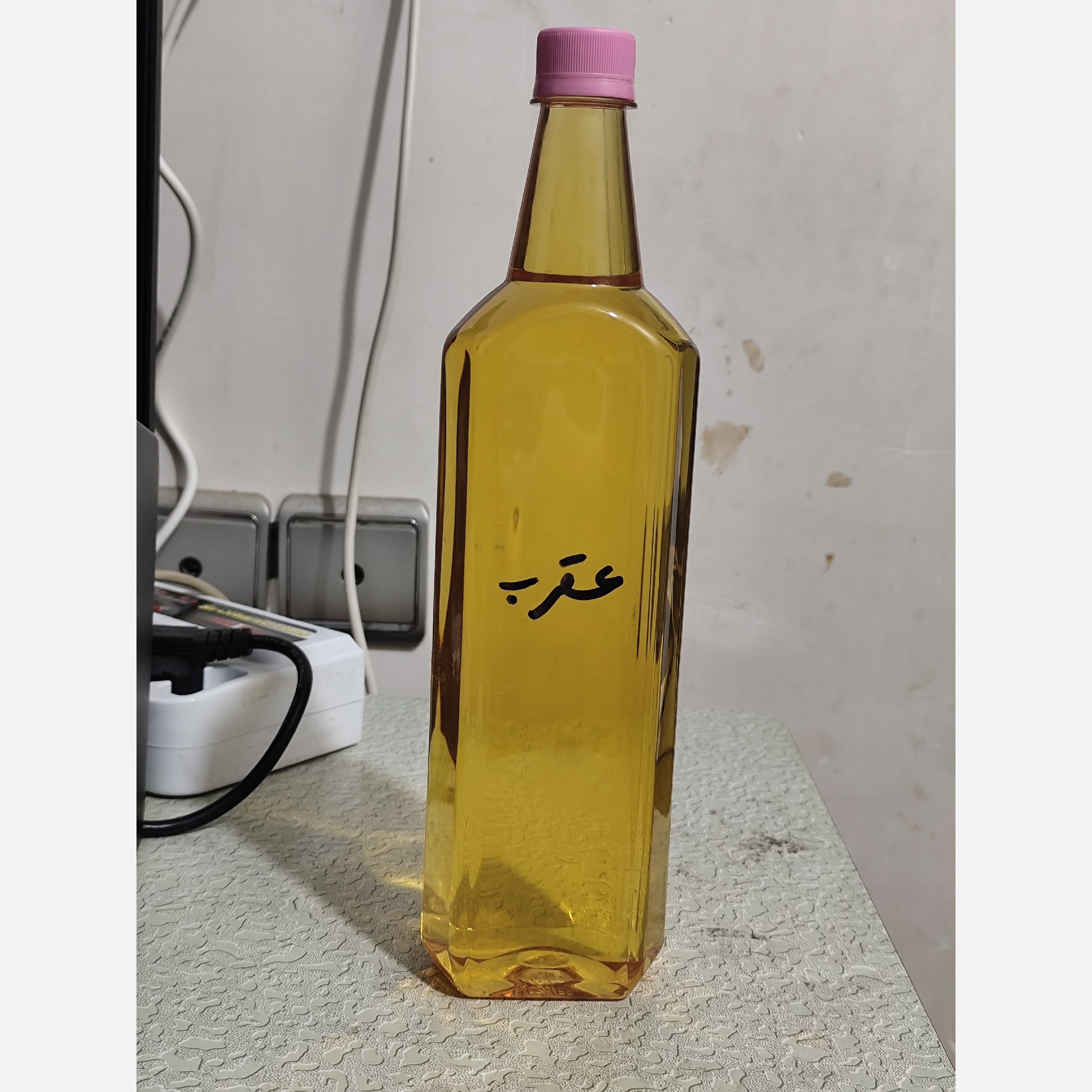 روغن عقرب اصل و خالص یک لیتری عمده