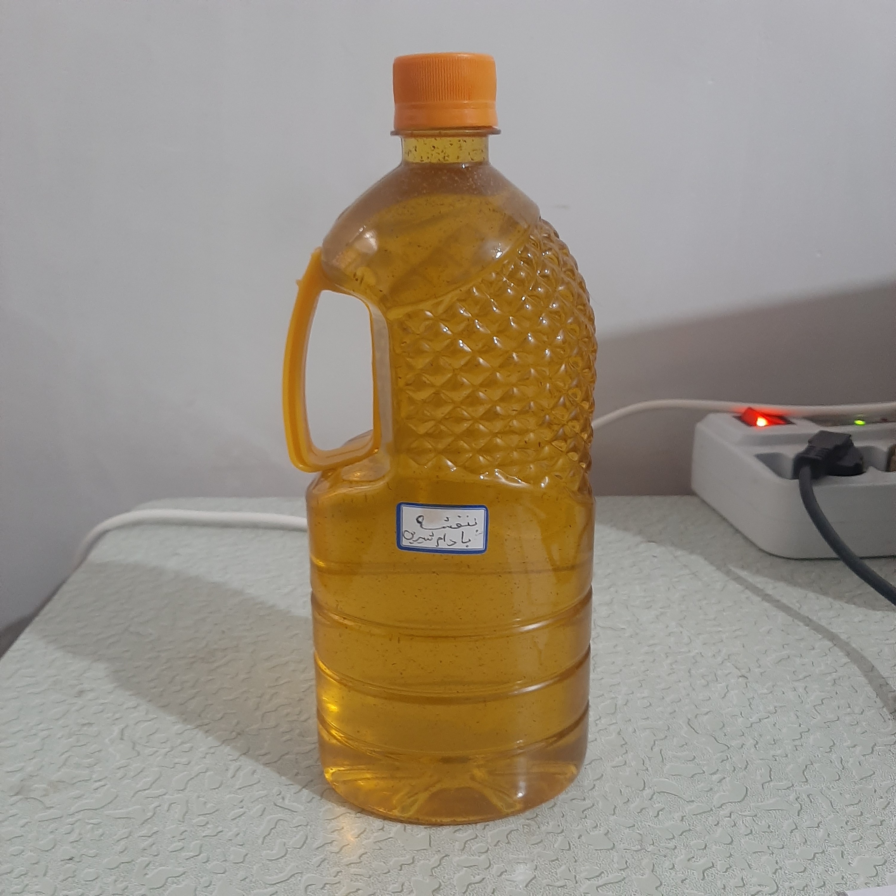روغن بنفشه بادام شیرین اصل و خالص یک لیتری