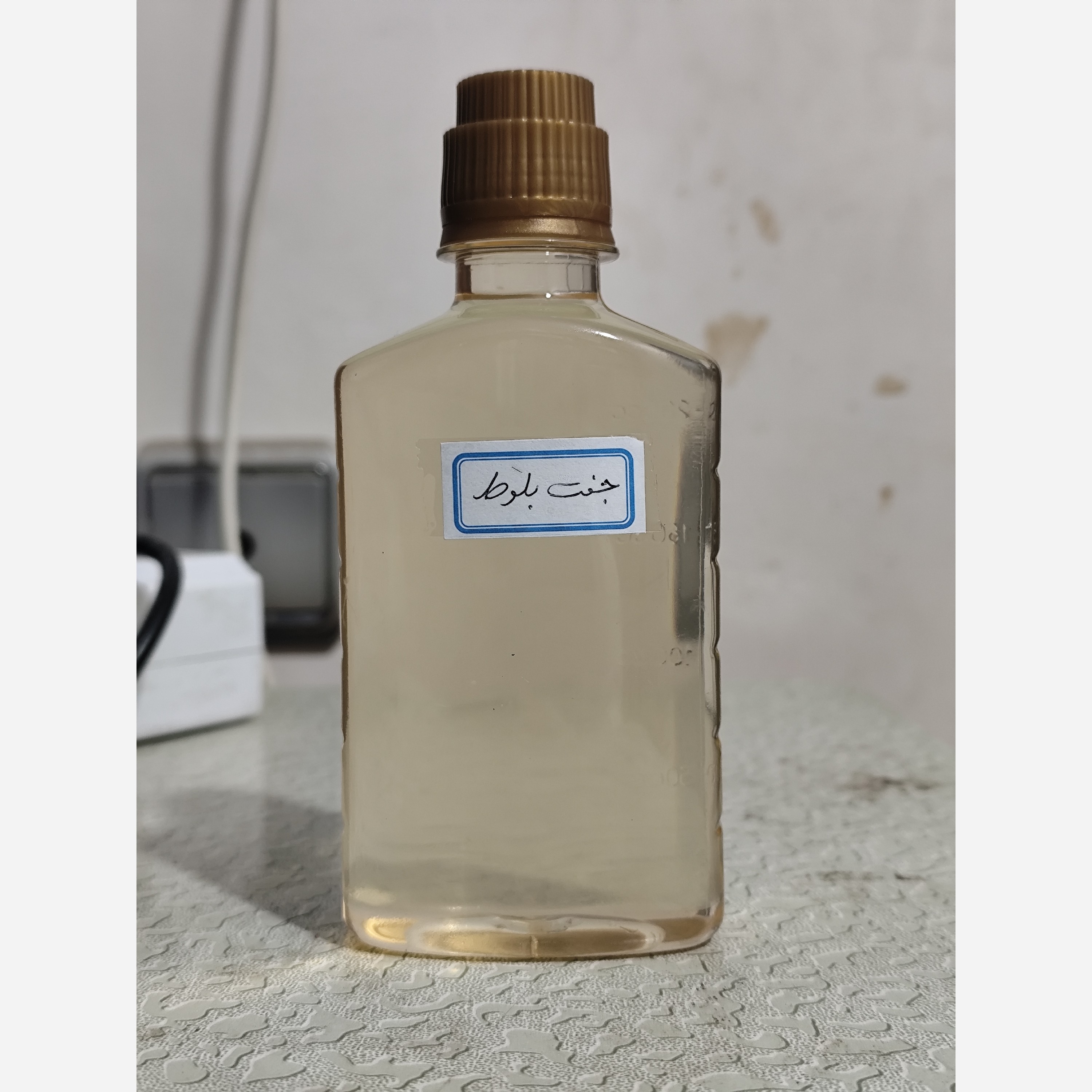 روغن جفت بلوط پوست بلوط اصل و خالص ربع لیتری