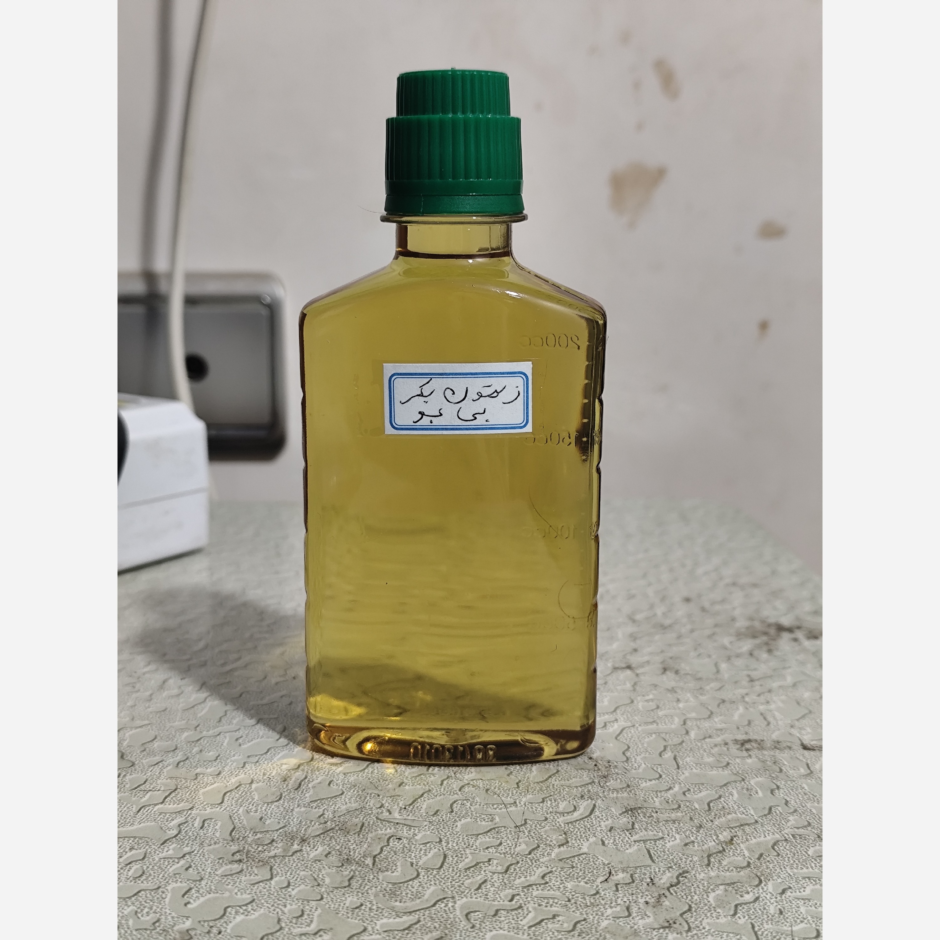 روغن زیتون بکر بدون بو ربع لیتری