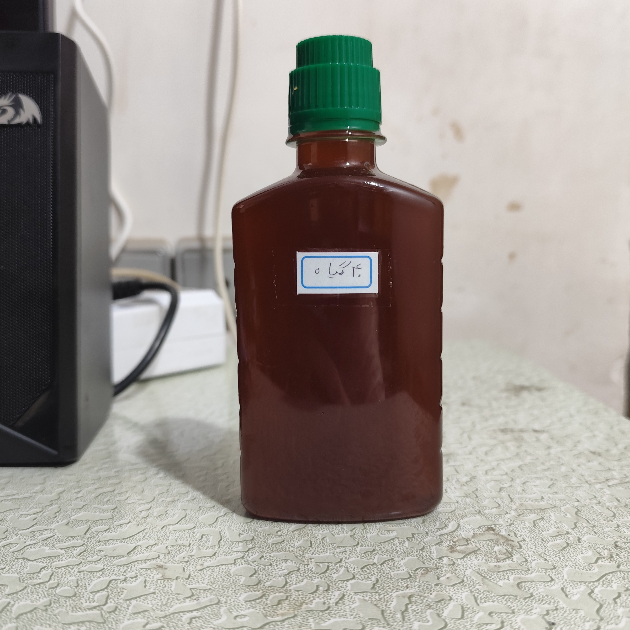 روغن 40 گیاه تسکین دهنده مفاصل اصل ربع لیتری (موثر در گرفتگی عضلات و تسکین دهنده)