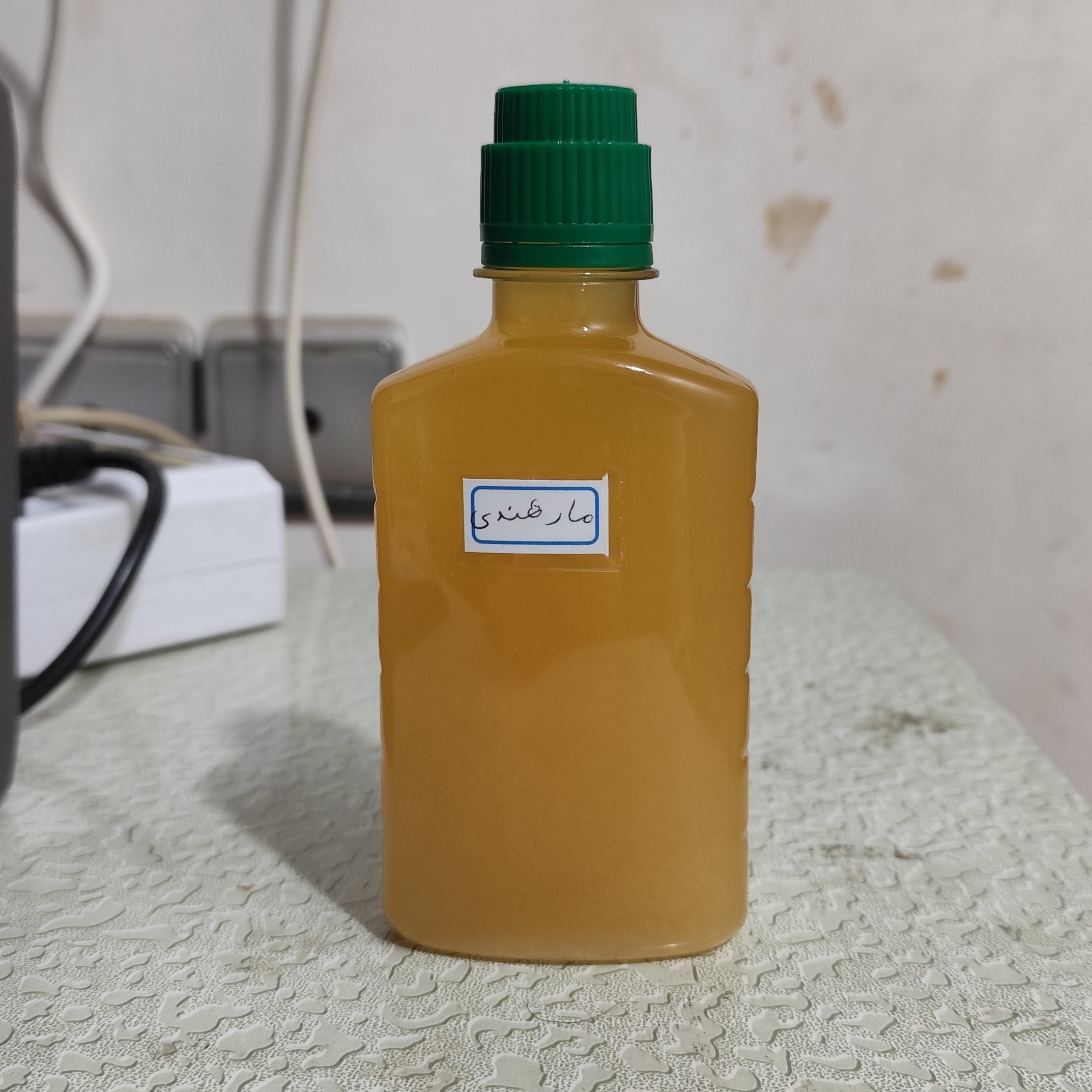 روغن مار هندی اصل وارداتی ربع لیتری (پرپشت کننده مو پرپشت کننده ابرو تقویت مژه تقویت ریش و سبیل تقویت ابرو پرپشت کننده ر