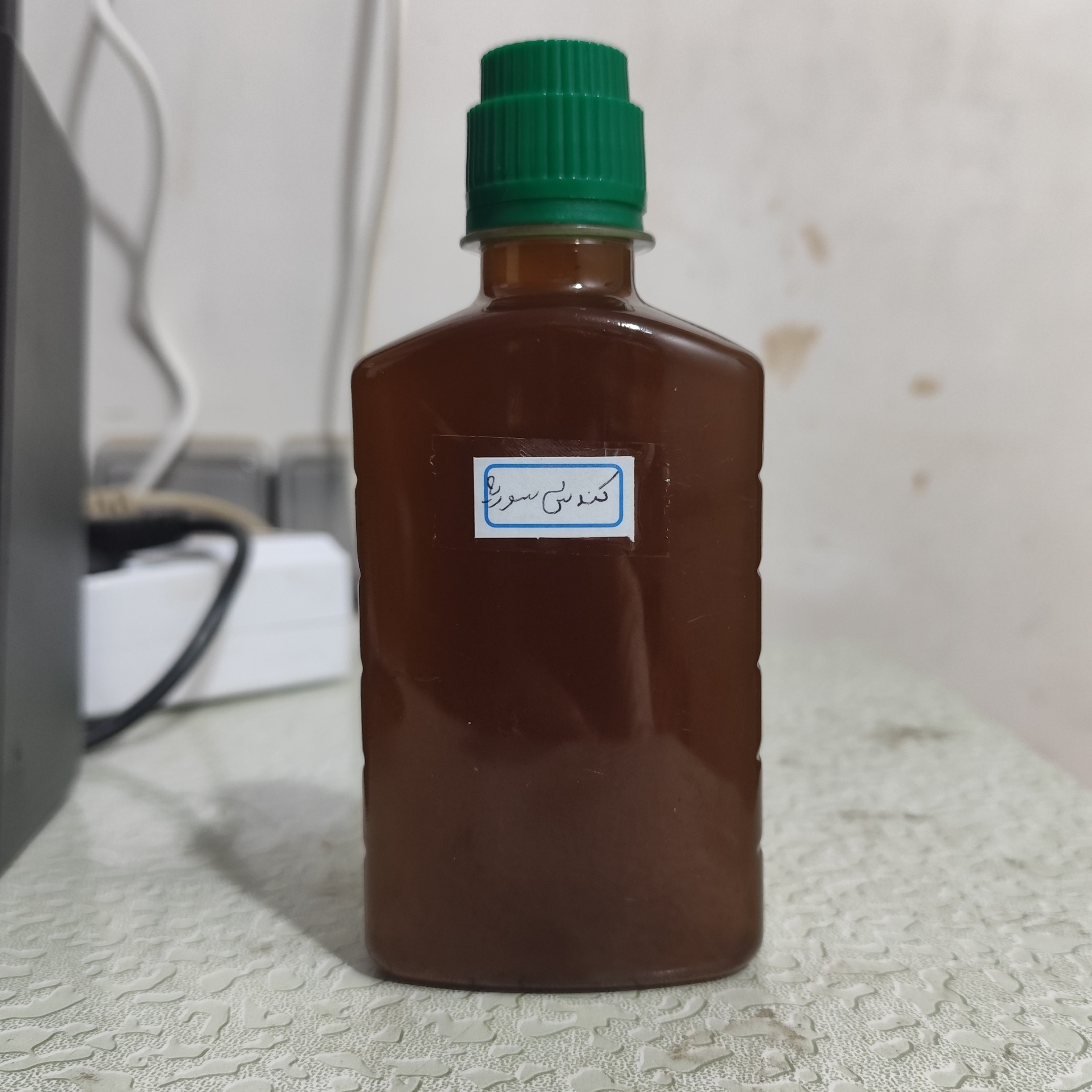 روغن کندش سوریه اصل ربع لیتری عمده (تقویت مو پرپشت کننده مو تقویت مژه ابرو ریش و سبیل) روغن کندوش