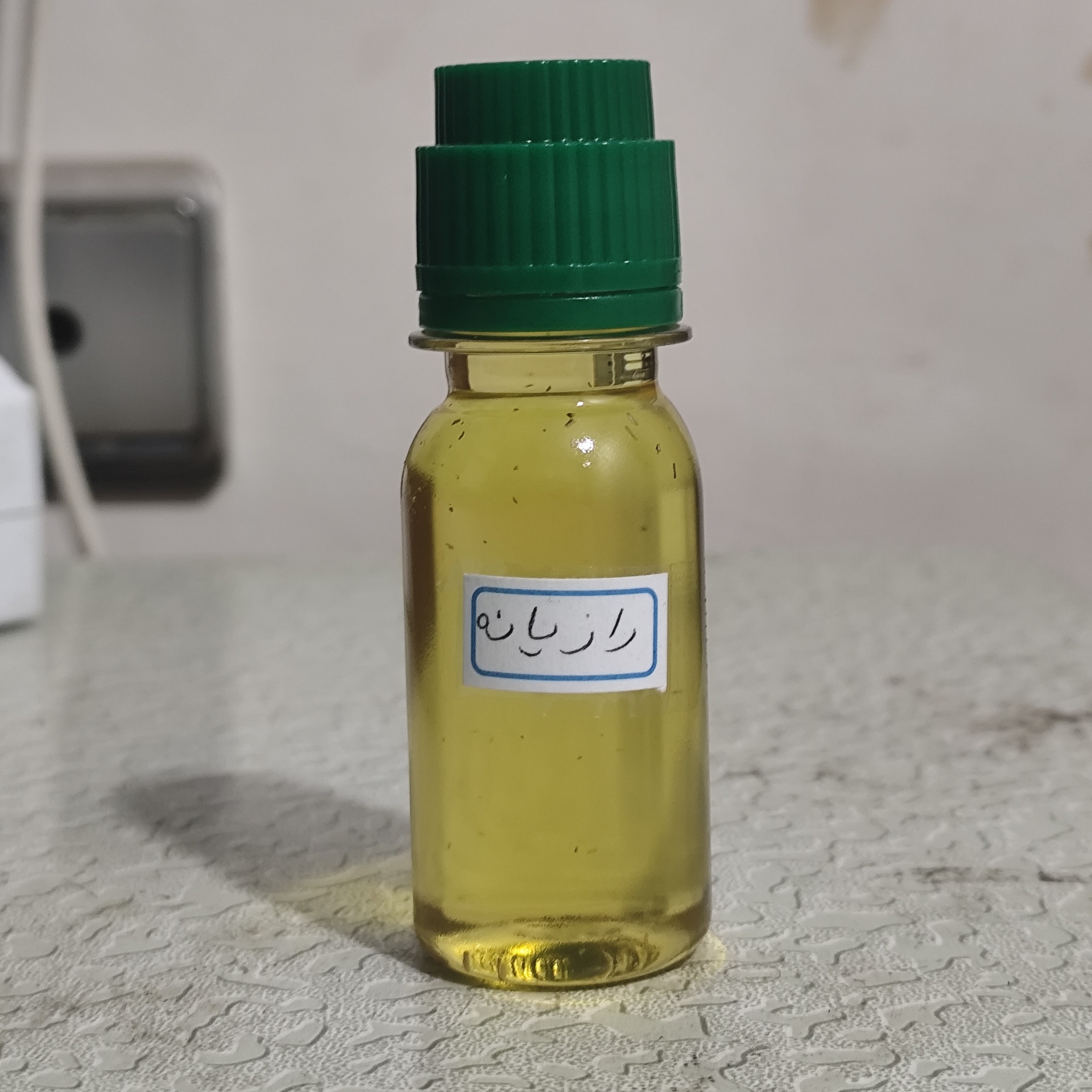 روغن رازیانه بنماری 60 میلی اصل (رفع موهای زائد روشن کننده نرم کننده پوست موهای زاید موبر)