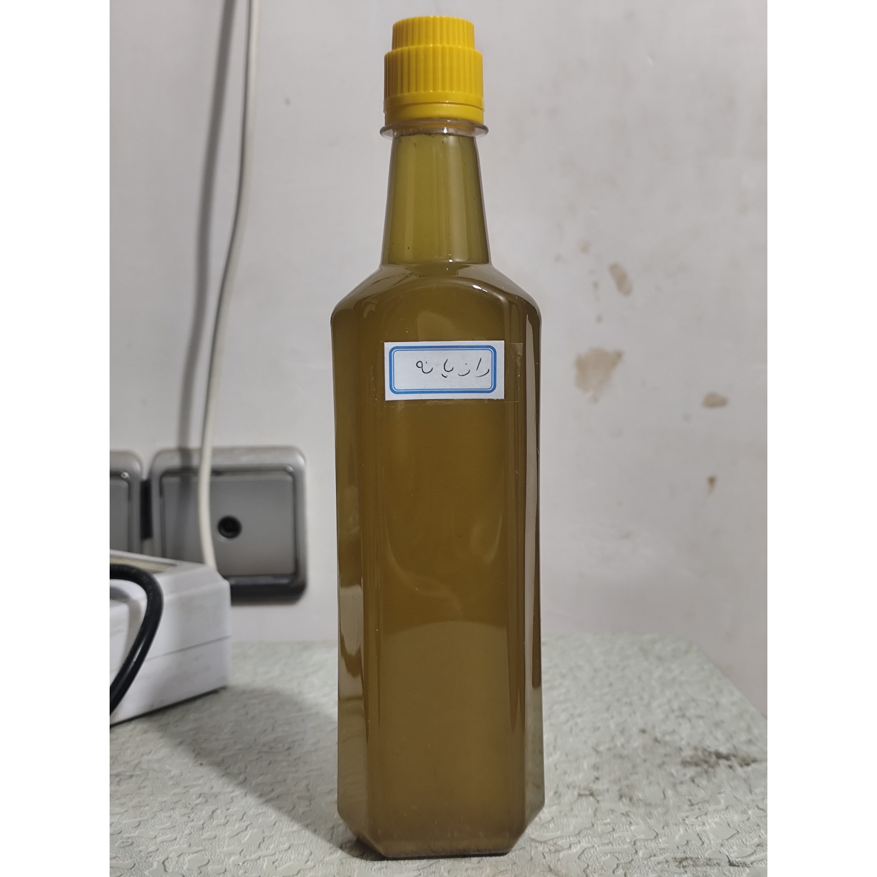 روغن رازیانه بنماری نیم لیتری اصل (رفع موهای زائد روشن کننده نرم کننده پوست موهای زاید موبر)