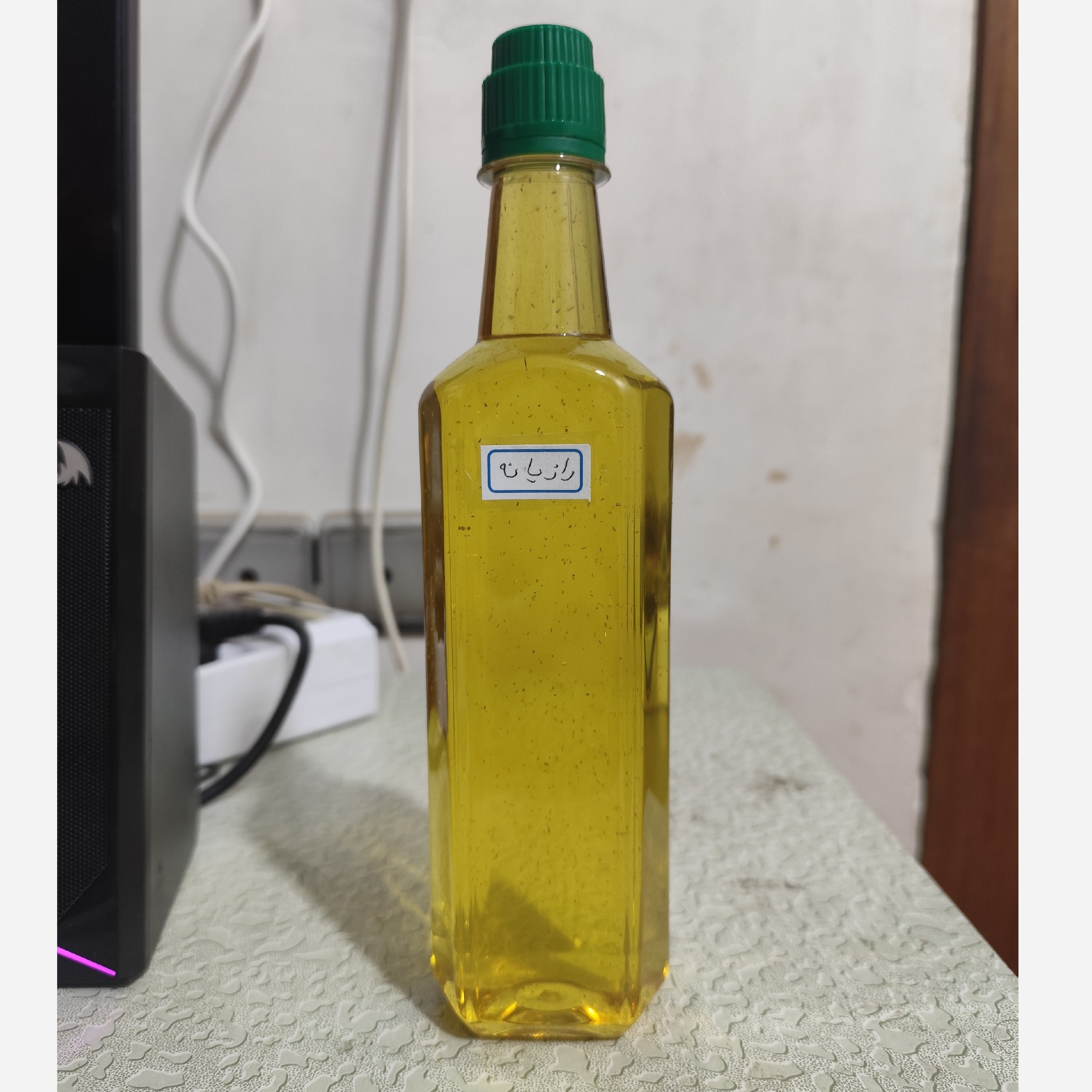 روغن رازیانه بنماری نیم لیتری اصل (رفع موهای زائد روشن کننده نرم کننده پوست موهای زاید موبر)