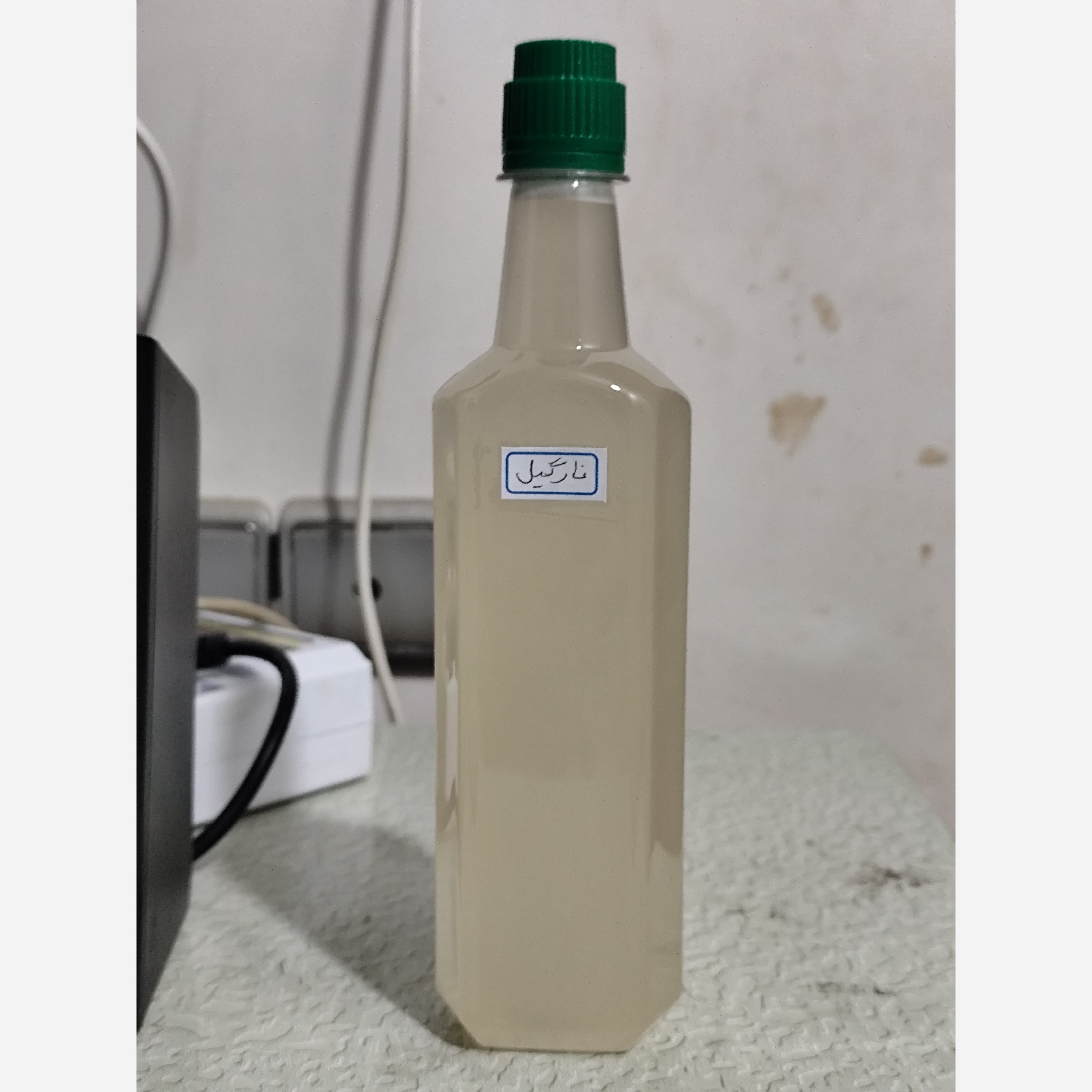 روغن نارگیل خوراکی نیم لیتری اصل سریلانکا درجه یک (استفاده خوراکی و مالشی)