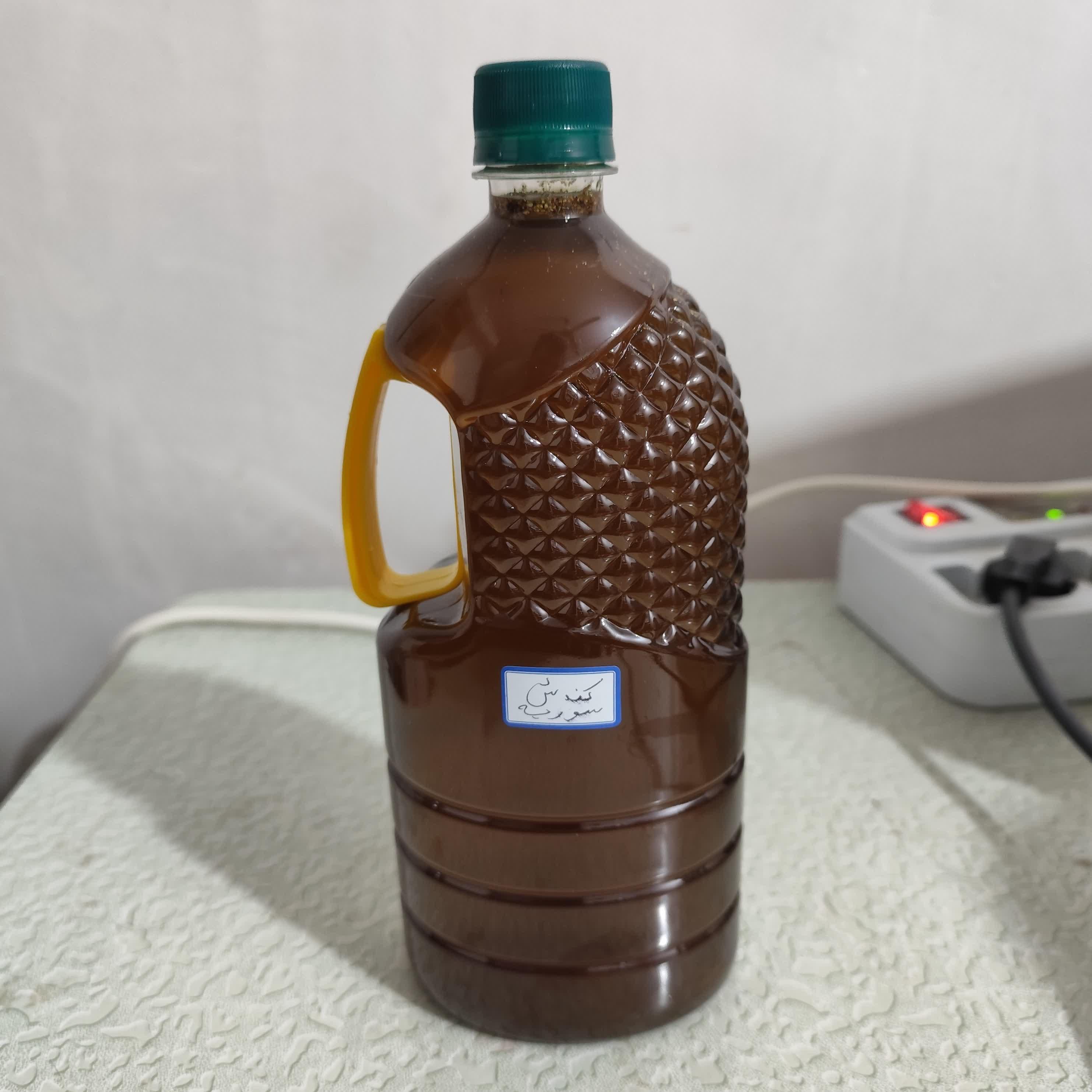 روغن کندش سوریه اصل یک لیتری عمده اقتصادی (تقویت مو پرپشت کننده مو تقویت مژه ابرو ریش و سبیل) روغن کندوش