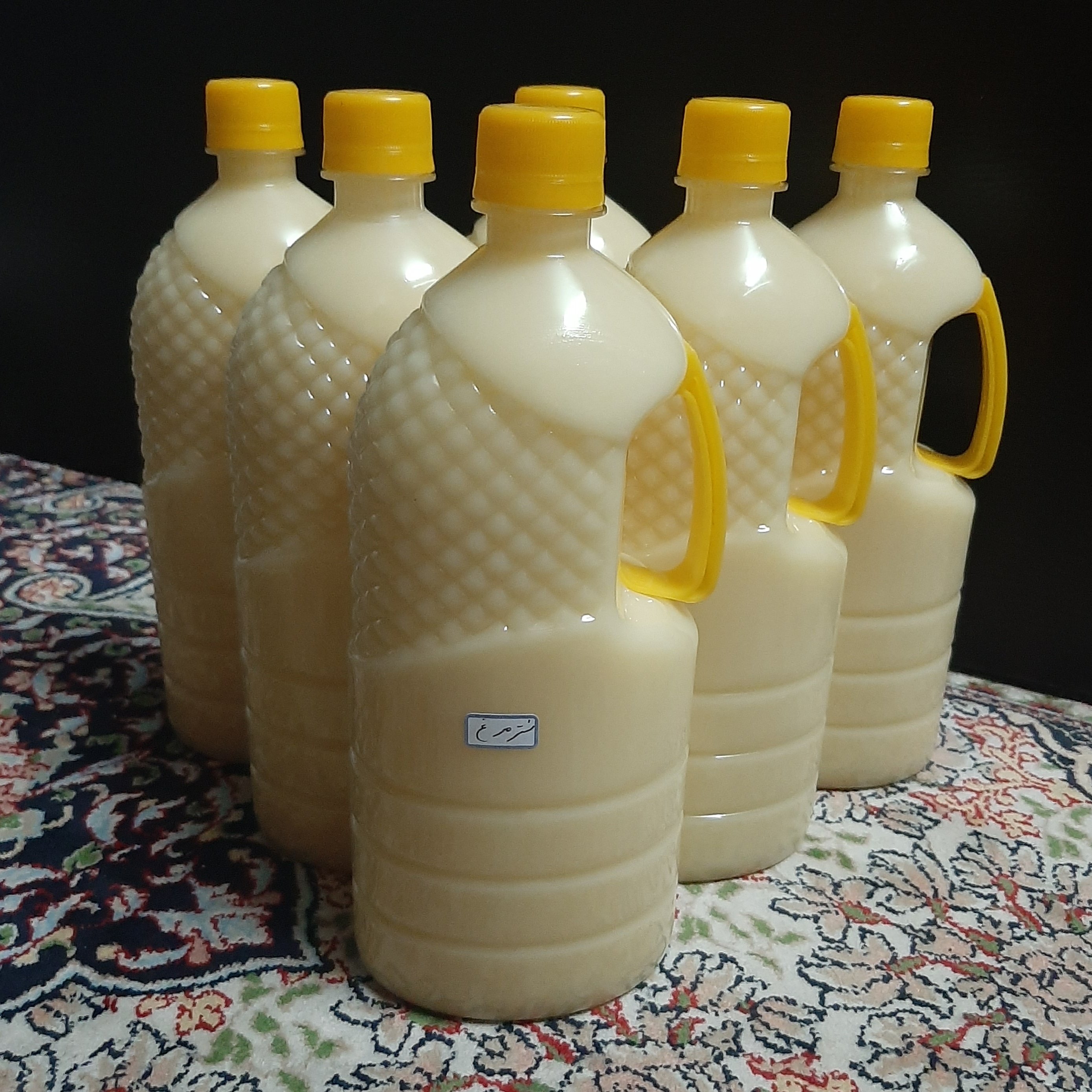 روغن شترمرغ نیم لیتری اصل (موثر در گرفتگی عضلات و تسکین دهنده