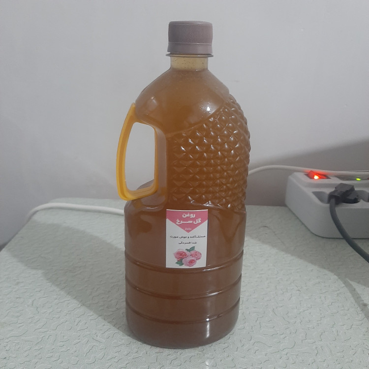 روغن گل سرخ گلسرخ گل محمدی رز یک لیتری زداویلز(منافذ باز پوست-ضد لک-آکنه-جوش صورت-ضد جوش-ضد چروک)