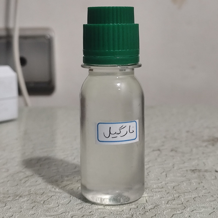 روغن نارگیل 60 سی سی زداویلز سریلانکا درجه یک (استفاده خوراکی و مالشی)