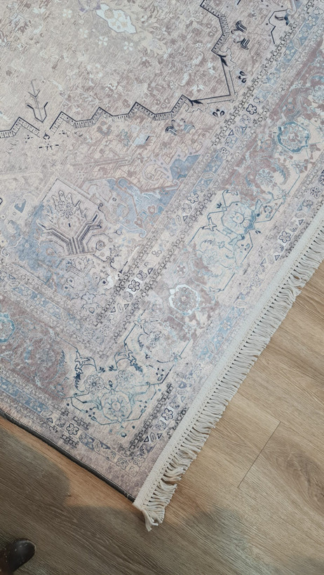 فرشینه مدرن طرح هریس کهنهنما رنگ فیلی و کرم کد L140