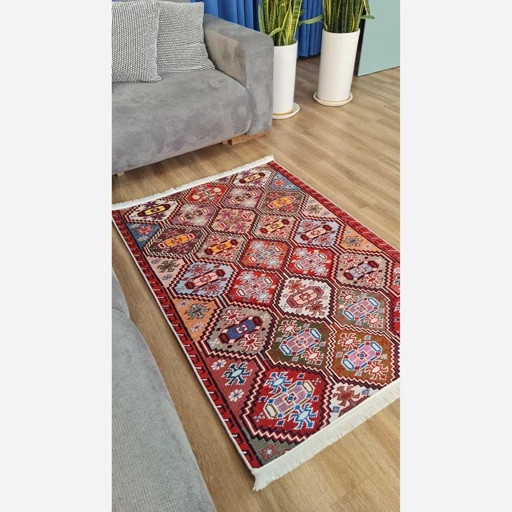 فرشینه مخمل ترک قشقایی طرح سنتی لاکی کد O159