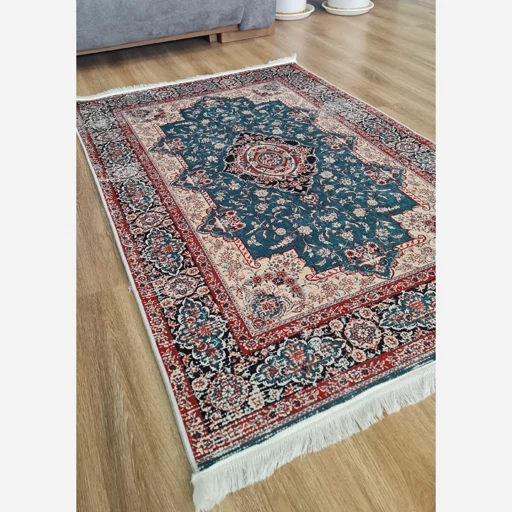 فرشینه مخمل ترک طرح سنتی بیجار h146 رویه کار نرم و لطیف