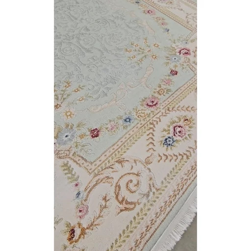 فرشینه مخمل ترک لوکس طرح کلاسیک، آبی پاستلی و کرم گلدار - کد M109