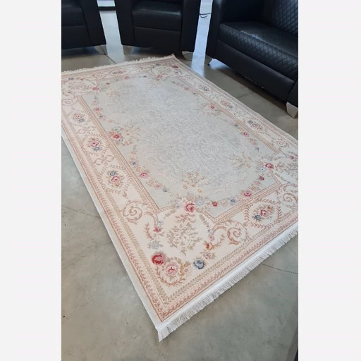 فرشینه مخمل ترک لوکس طرح کلاسیک، آبی پاستلی و کرم گلدار - کد M109