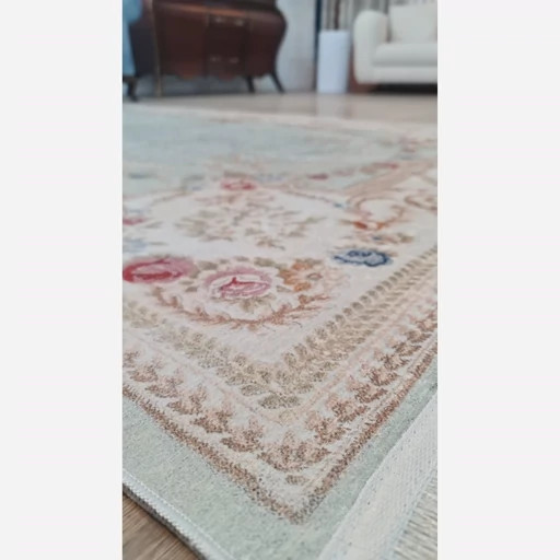 فرشینه مخمل ترک لوکس طرح کلاسیک، آبی پاستلی و کرم گلدار - کد M109