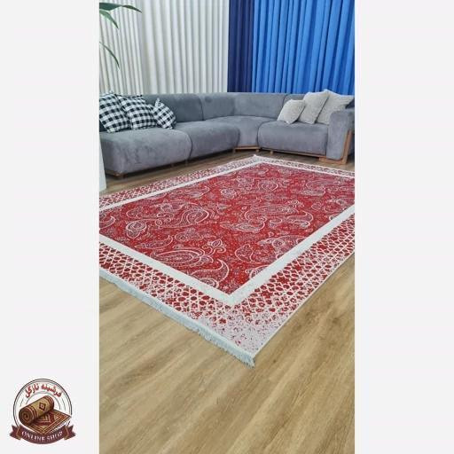 فرشینه مدرن آلبالویی جنس رویه مخمل هازان ترک