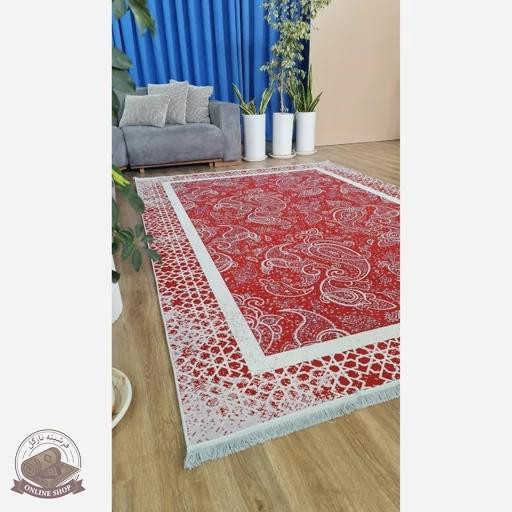 فرشینه مدرن آلبالویی جنس رویه مخمل هازان ترک