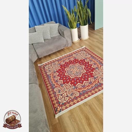 فرشینه مخمل مربعی استُپ دار ( اصلا سُر نمیخوره ) q117