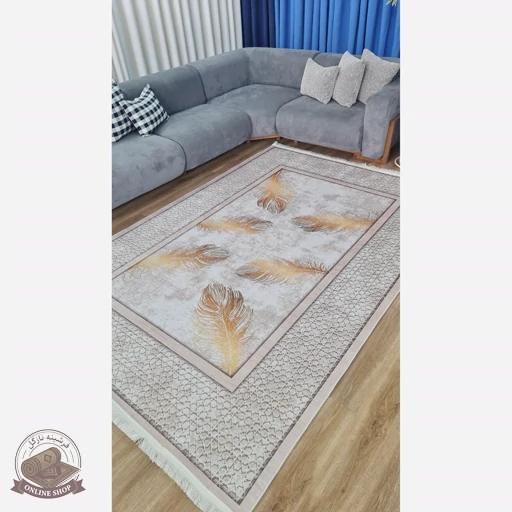 فرشینه مخمل مدرن طرح پَر طلایی استُپ دار (ابعاد دلخواه) h406