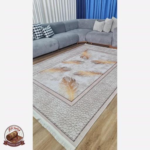 فرشینه مخمل مدرن طرح پَر طلایی استُپ دار (ابعاد دلخواه) h406