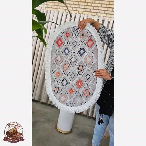 فرشینه پادری بیضی مخمل استُپ دار (اصلا لیز نمیخورن)