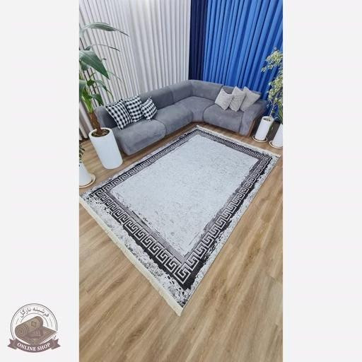 فرش خاکستری مدرن جنس مخمل استُپ دار (اصلا سُر نمیخوره)