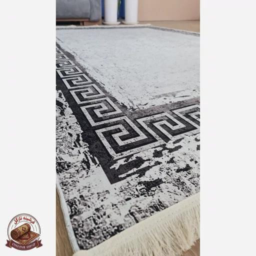 فرش خاکستری مدرن جنس مخمل استُپ دار (اصلا سُر نمیخوره)