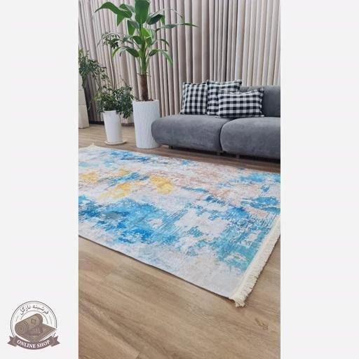 فرشینه مدرن طرح آبستره آبی طلایی و کرم، مخمل استُپ دار m241