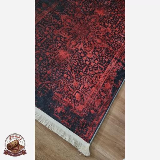 فرشینه لاکی قرمز تیره (ابعاد مختلف) جنس رویه کارمخمل ترک صاف و نررم ضدلغزش U135