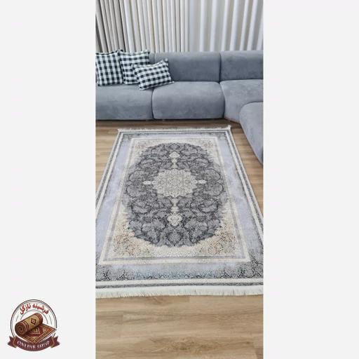 فرشینه طوسی مدرن جنس مخمل هازان تُرک استُپ دار (ضد سُر) کد u57