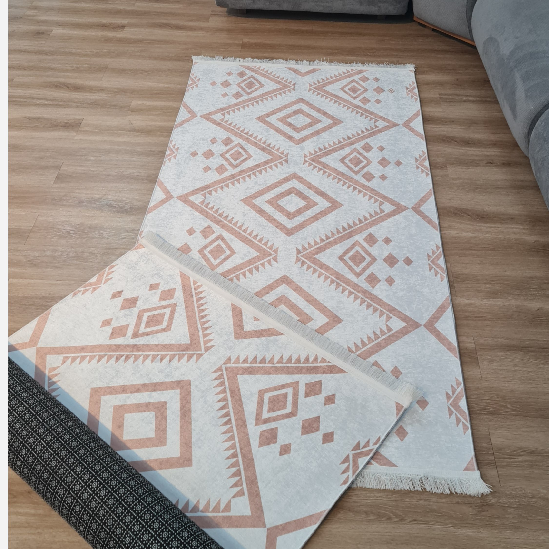 کناره مخمل کِرم مدرن ترمز دار (ابعاد دلخواه) m340(پس کرایه)