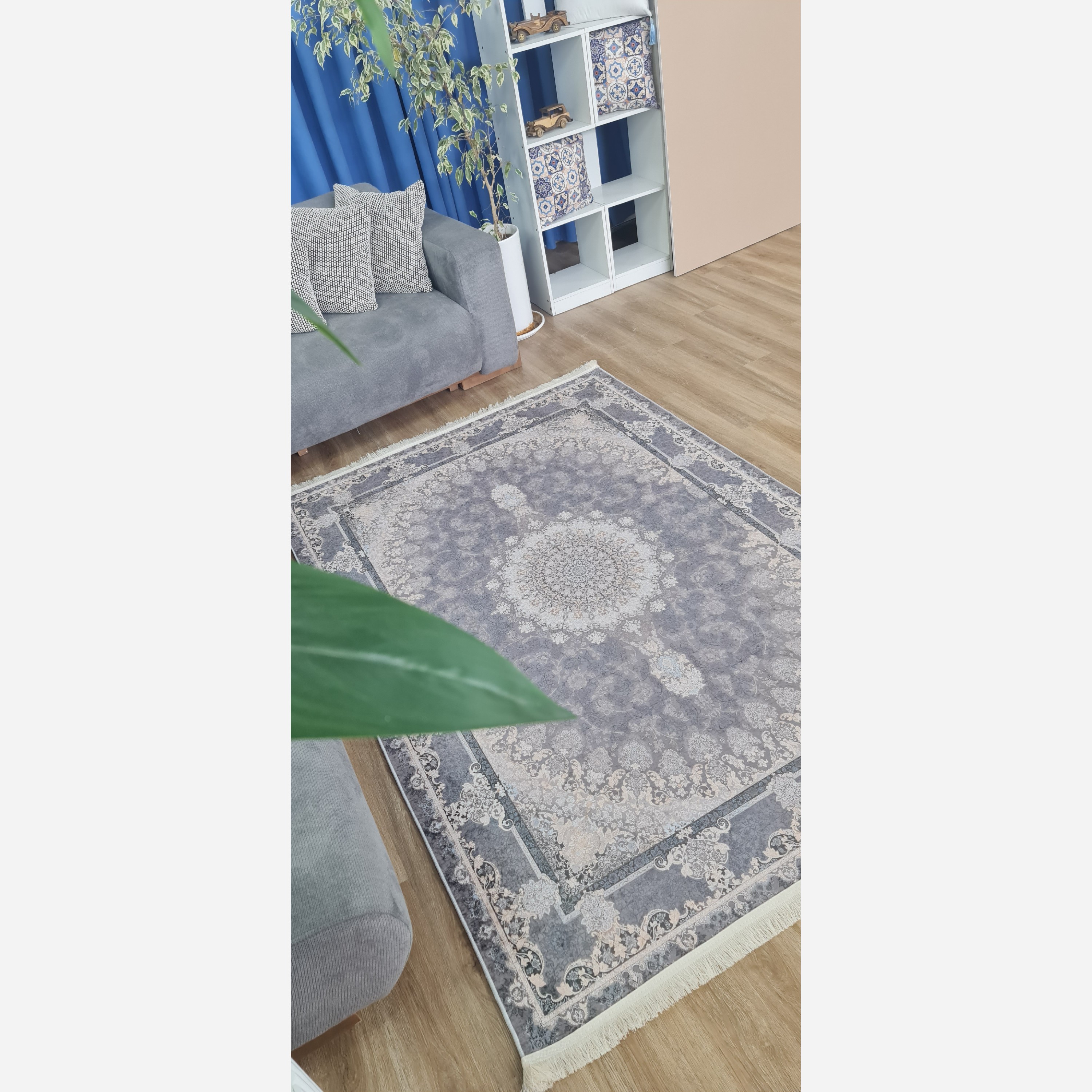فرشینه مدرن جنس مخمل تُرک ابعاد دلخواه تولید میشه استُپ دار(پس کرایه)