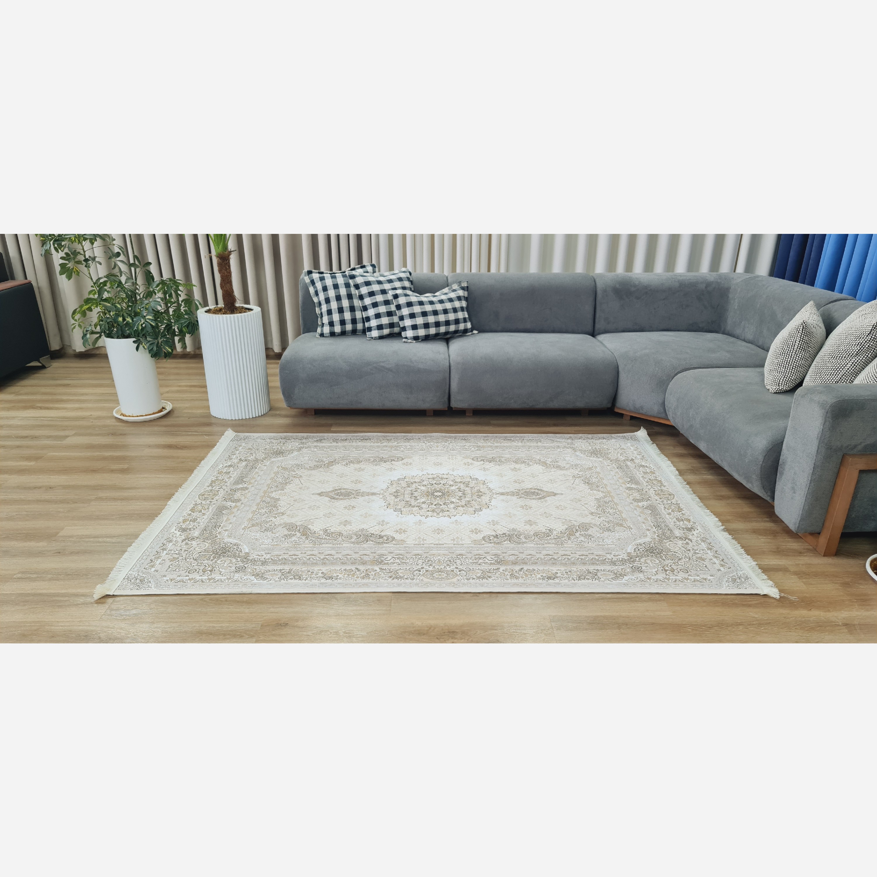 فرشینه نسکافه ای مدرن جنس مخمل تُرک ابعاد دلخواه استُپ دار(پس کرایه)