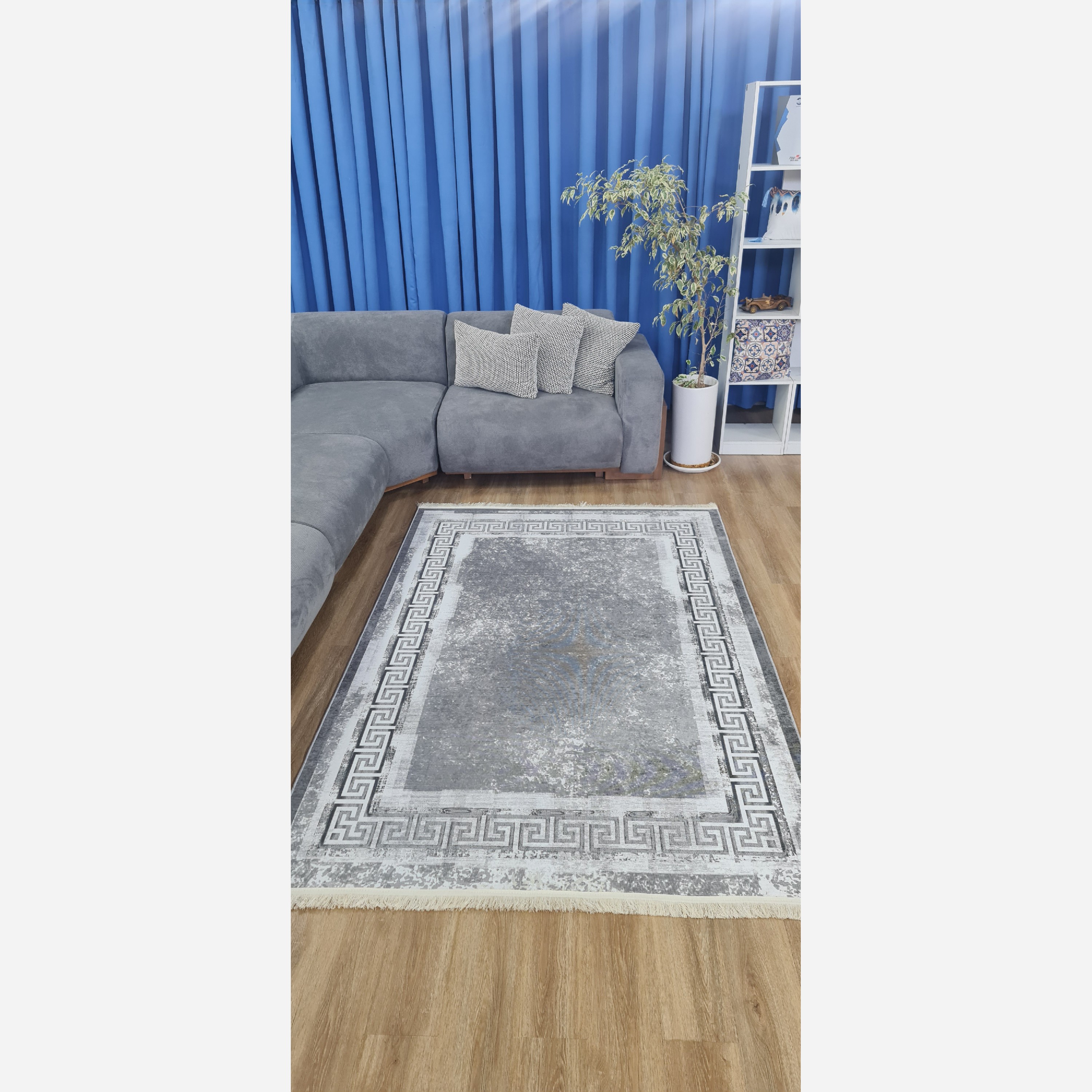 فرشینه خاکستری مدرن جنس مخمل تُرک تولید ابعاد دلخواه استُپ دار(پس کرایه)
