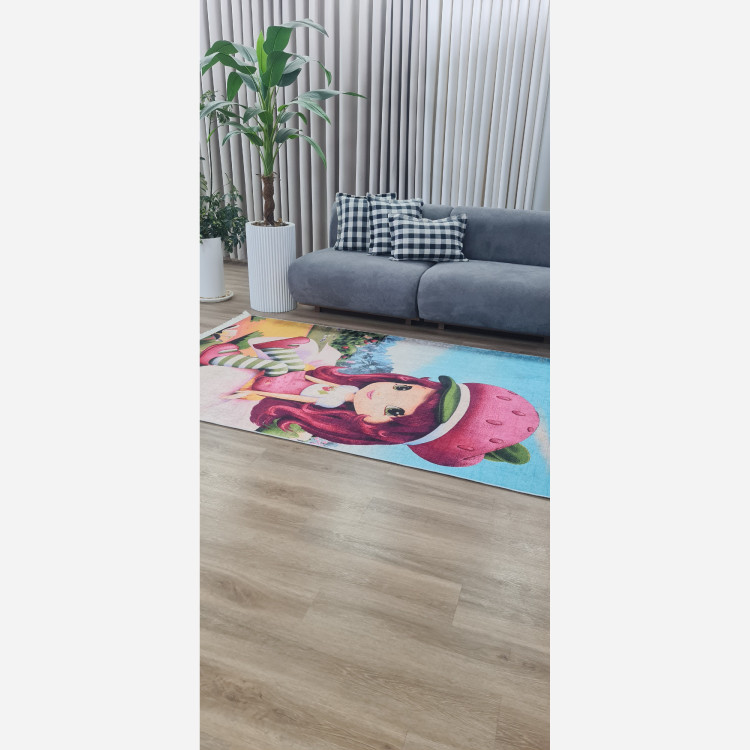 فرش کودک جنس مخمل طرح دخترانه استُپ دار( ضد سُر) (پس کرایه)