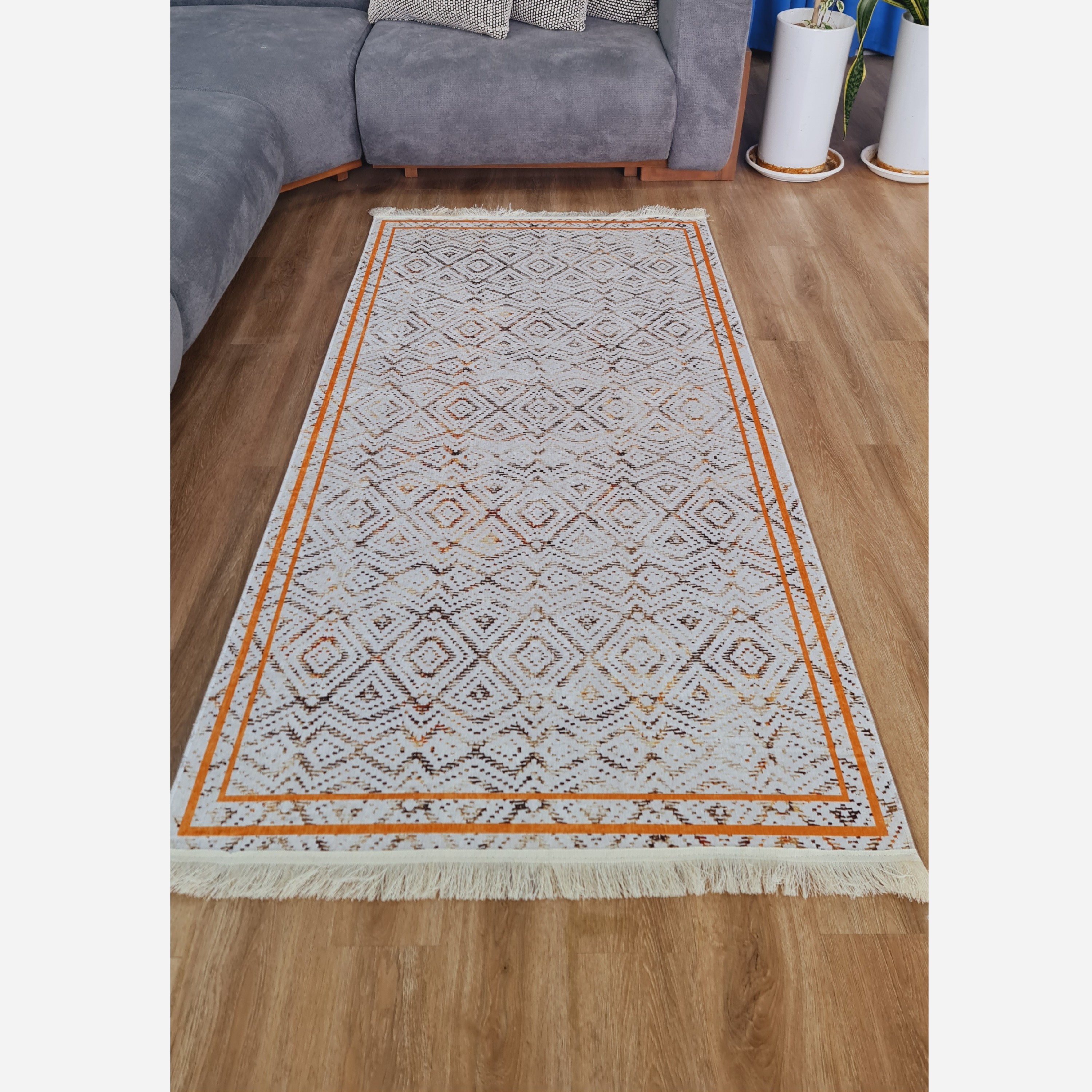 فرشینه کناره و راهرویی جنس مخمل طرح هندسی استُپ دار (پس کرایه)