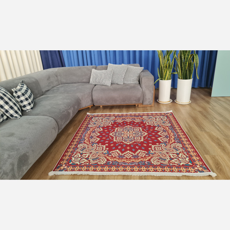 فرشینه مخمل مربعی استُپ دار ( اصلا سُر نمیخوره ) q117 (پس کرایه)