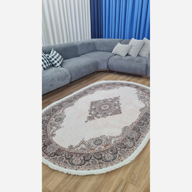فرشینه بیضی مخمل استُپ دار (اصلا سُر نمیخوره) b54 (پس کرایه)