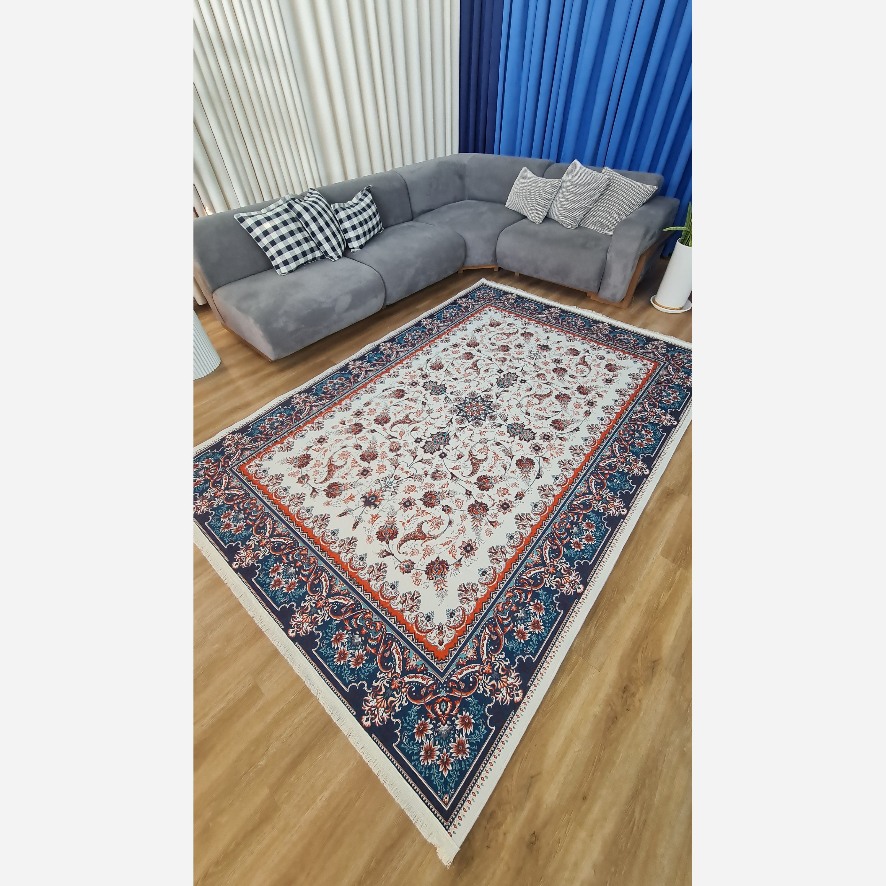 فرش مدرن مخمل استُپ دار (اصلا لیز نمیخوره) o134 (پس کرایه)