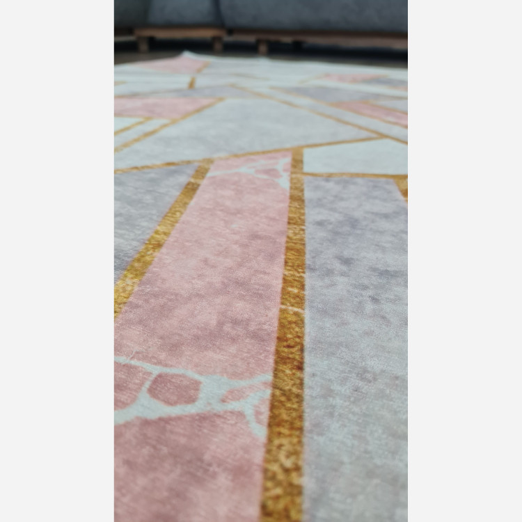 فرشینه مخملی طرح هندسی استُپ دار (اصلا لیز نمیخوره) h275 (پس کرایه)