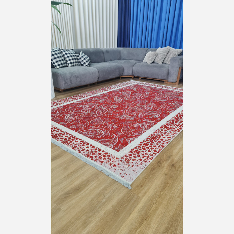 فرشینه مدرن آلبالویی جنس رویه مخمل هازان ترک (پس کرایه)