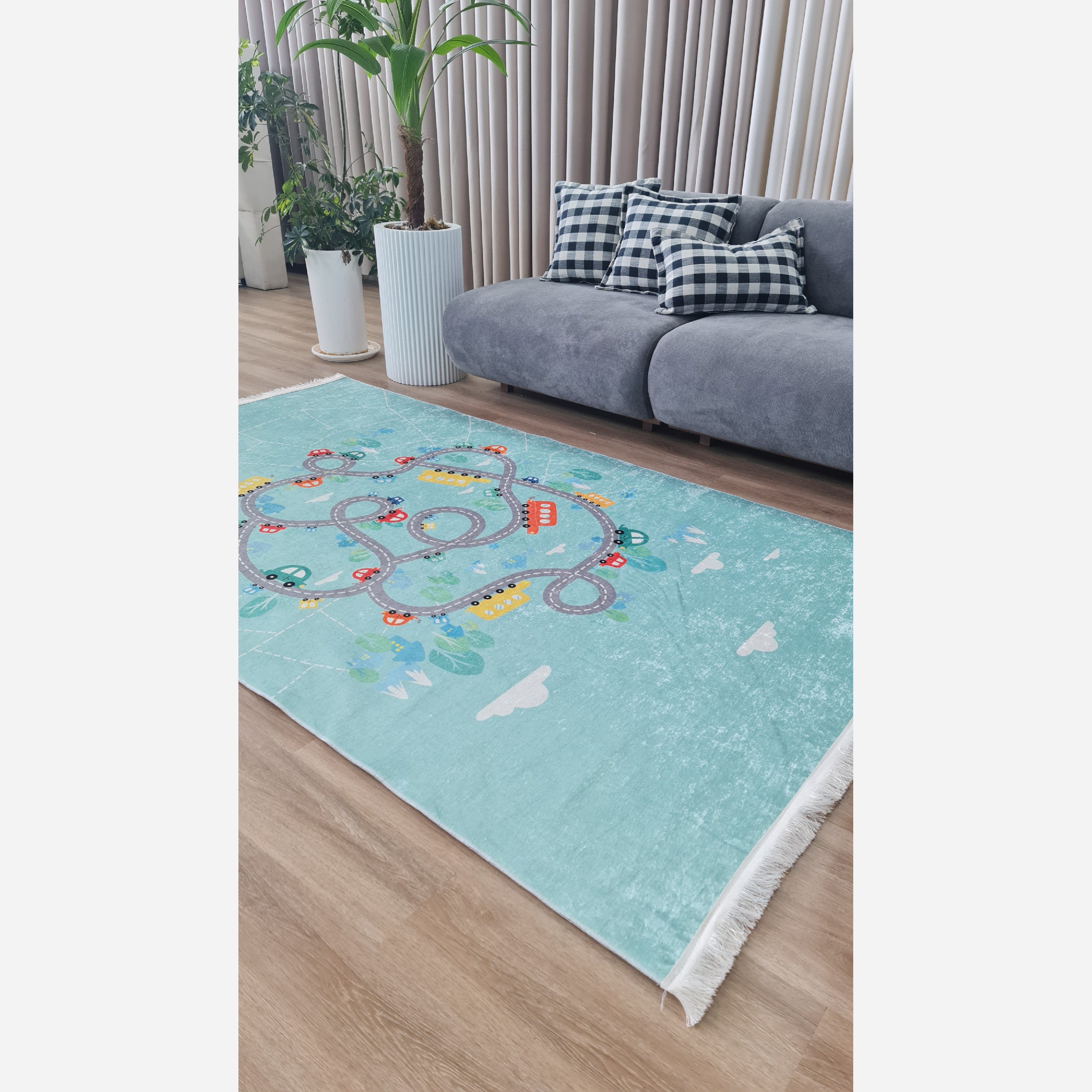 فرش اتاق کودک جنس رویه مخمل هازان تُرک(ضد حساسیت) (پس کرایه)